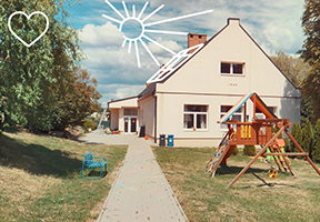 Už aj obec Nižná využíva našu darovanú fotovoltiku